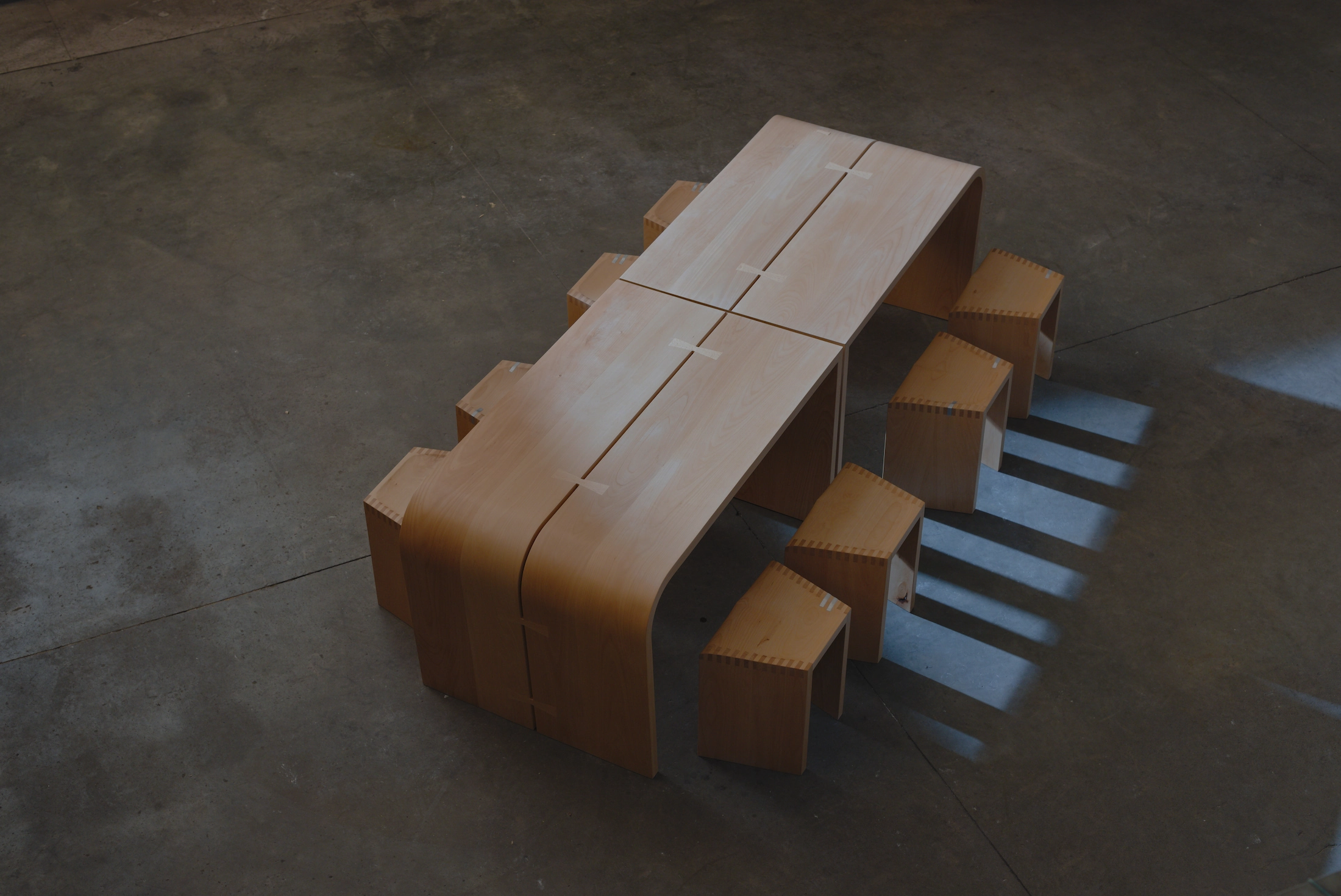 Bluff Table, aerial view with stools